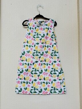 Smiling Button Girls' White Lemon Print Casual Dress.  Size 7